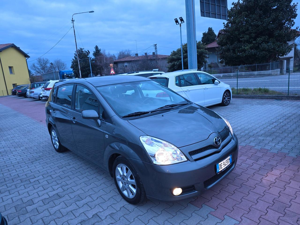 Toyota Corolla Verso 2.2D 130cv perfetta e garantito 12N