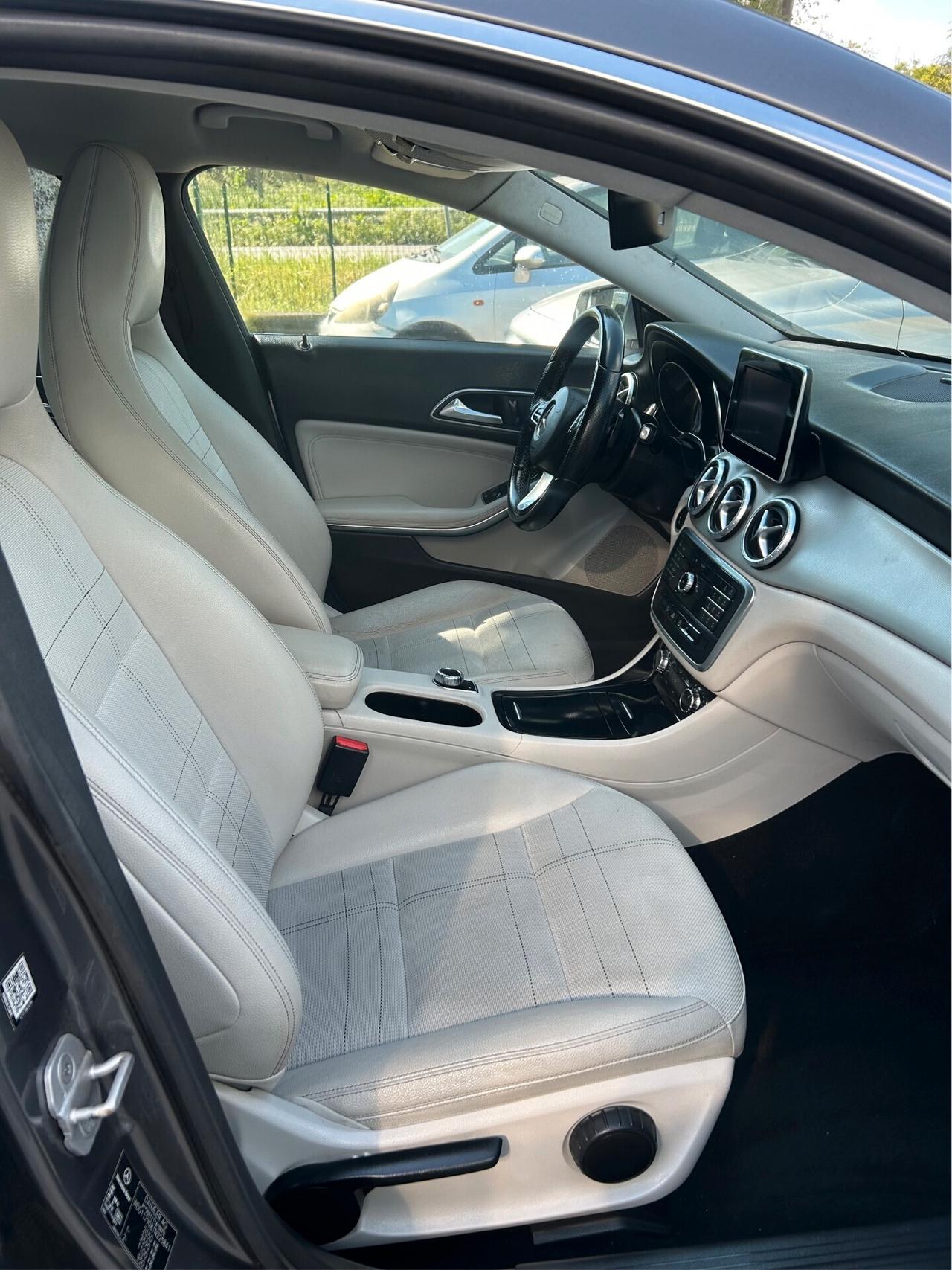 Mercedes-benz CLA 200 CDI S.W. Automatic Premium
