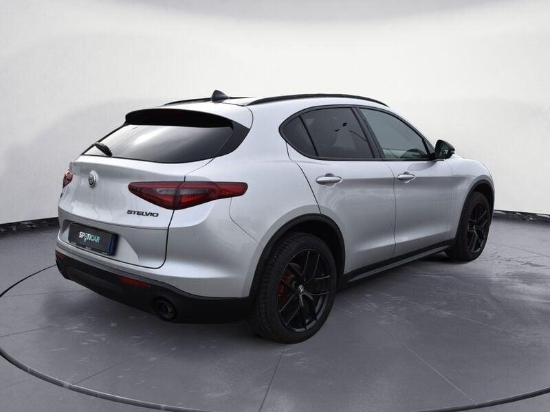 Alfa Romeo Stelvio 2.2 Turbo Diesel 210CV AT8 Q4 B-Tech