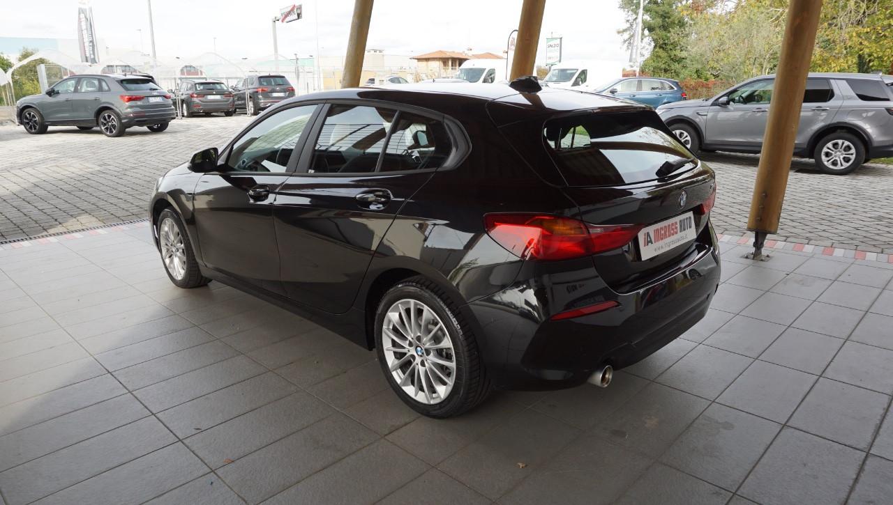 BMW 118 i Business Advantage 140cv auto