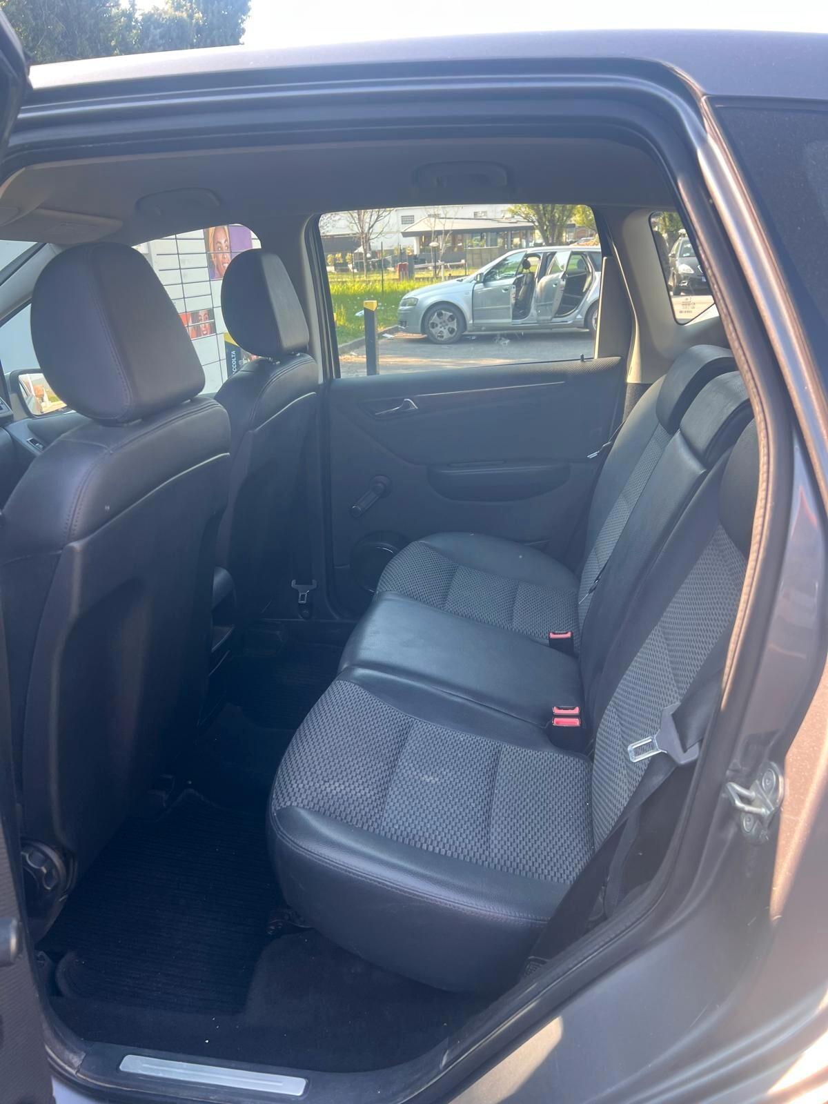 Mercedes-benz A 160 CDI BlueEFFICIENCY Special Edition