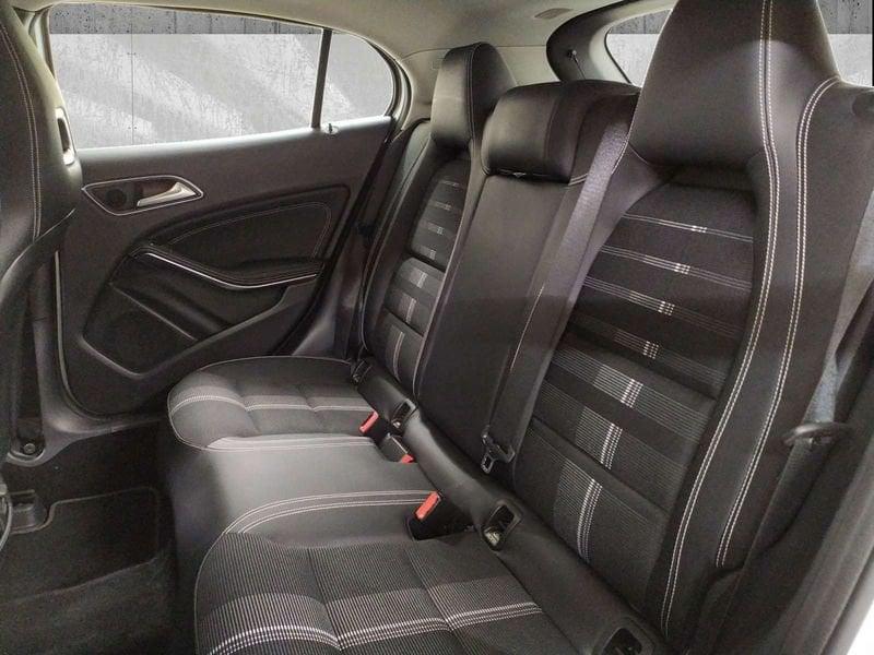 Mercedes-Benz GLA 200 d Premium 4matic auto