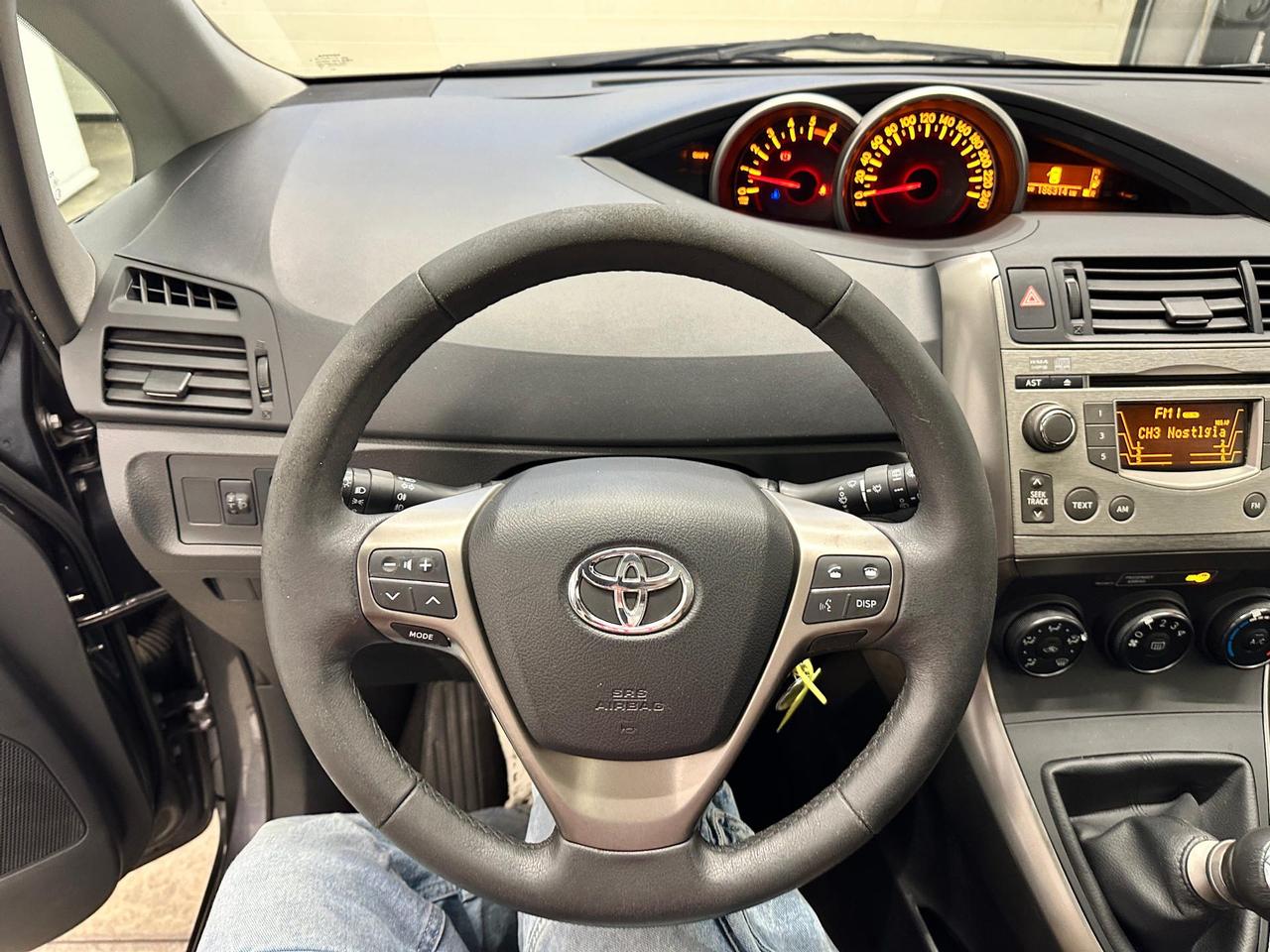 Toyota Verso 2.0 d-4d mt