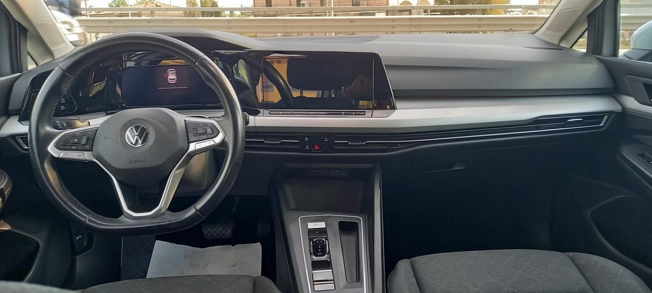 Volkswagen Golf 8 cc. 1.5 E TSI 150 CV. EVO ACT DSG 5 Porte 5 Posti Cambio Automatico 7 Marce.