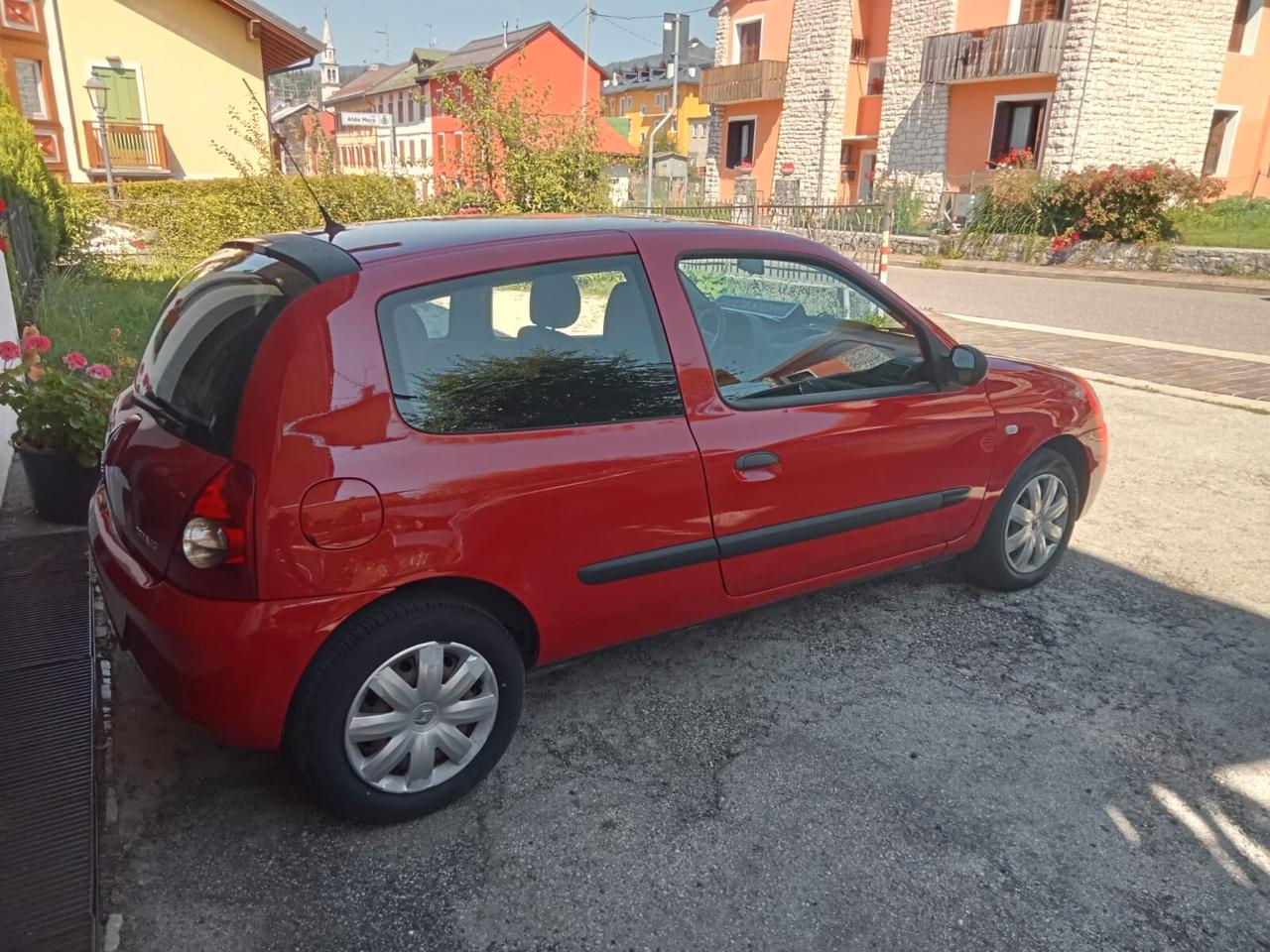 Renault Clio Storia 1.2 3 porte GPL Confort