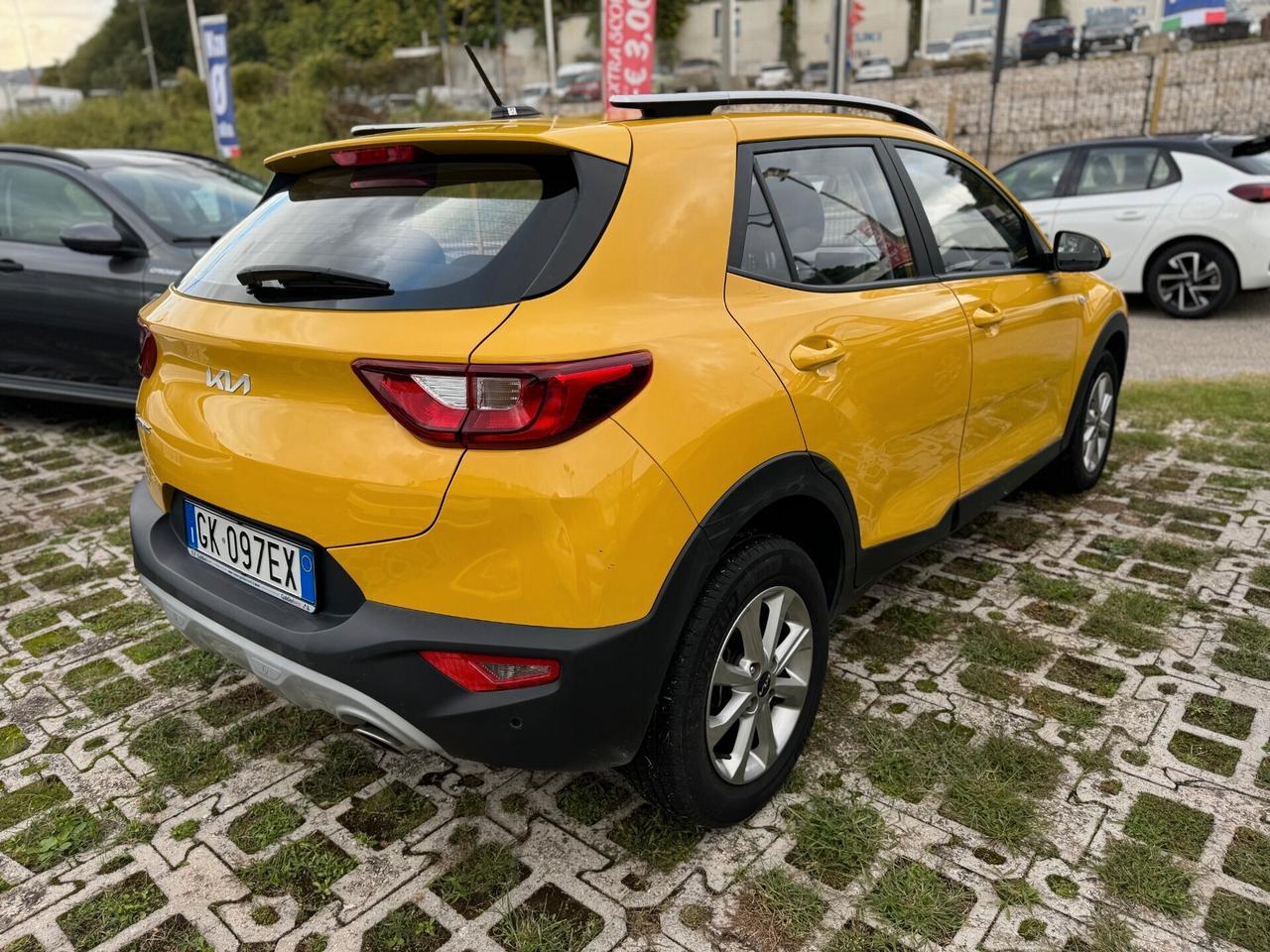 Kia Stonic 1.2cc DPI 84cv Urban