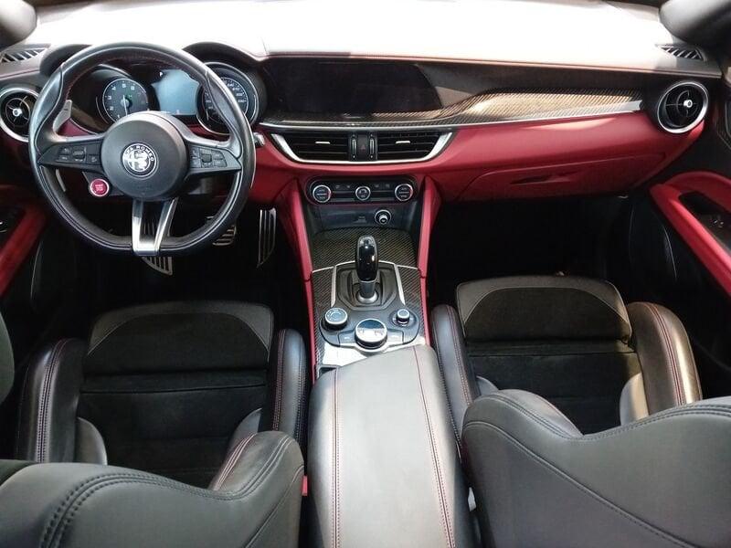 Alfa Romeo Stelvio 2.9 Bi-Turbo V6 510 CV AT8 Quadrifoglio