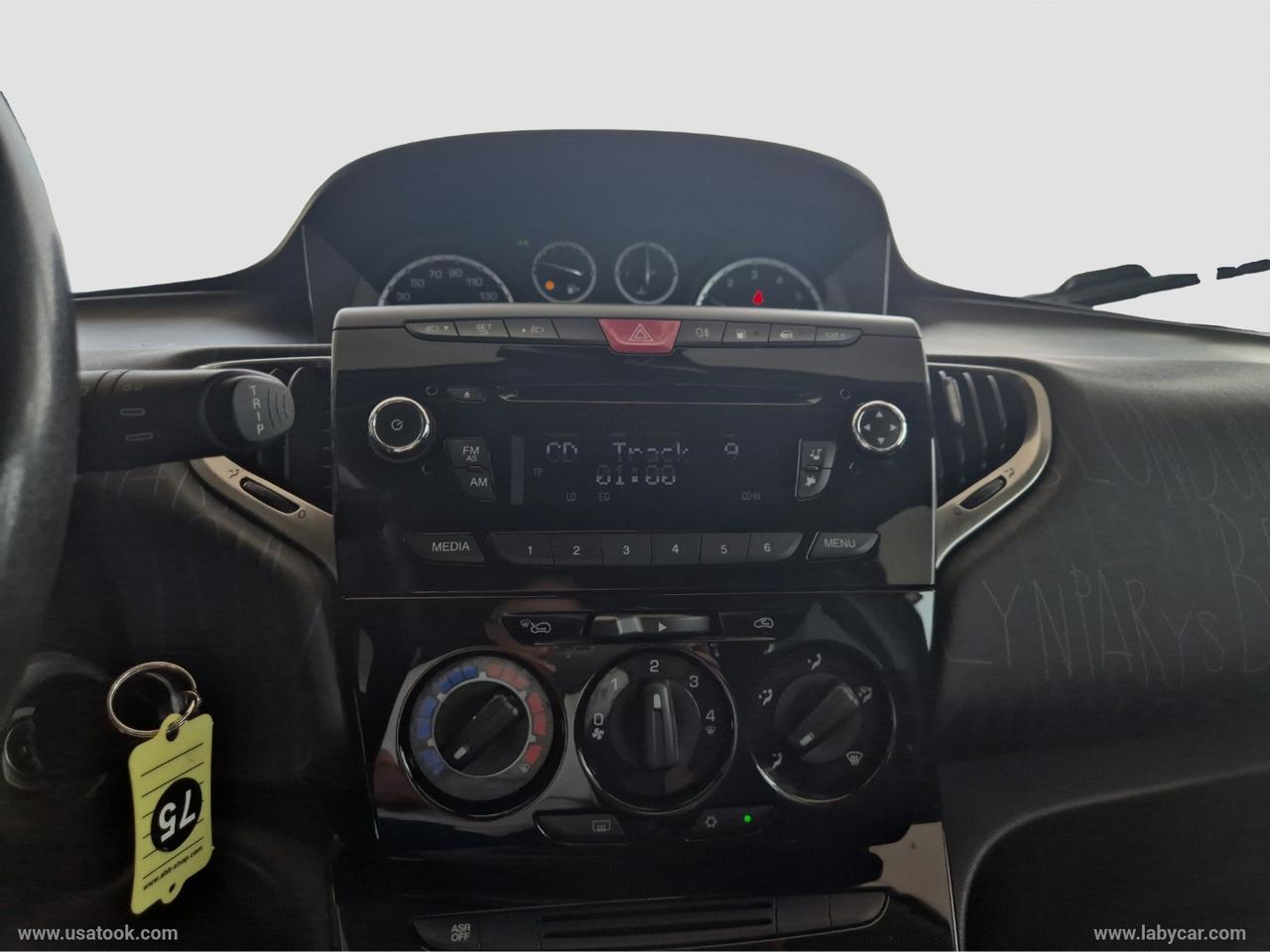 LANCIA Ypsilon 0.9 T.Air 85CV 5p.Met.Ec.Silver DOPPIA ALIMENTAZIONE BENZINA E METANO