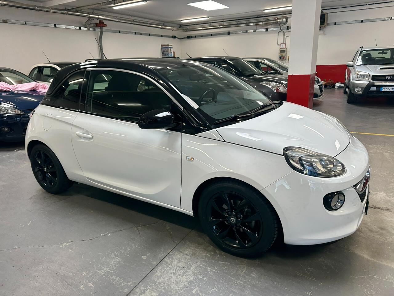 Opel Adam 1.2 70 CV Jam