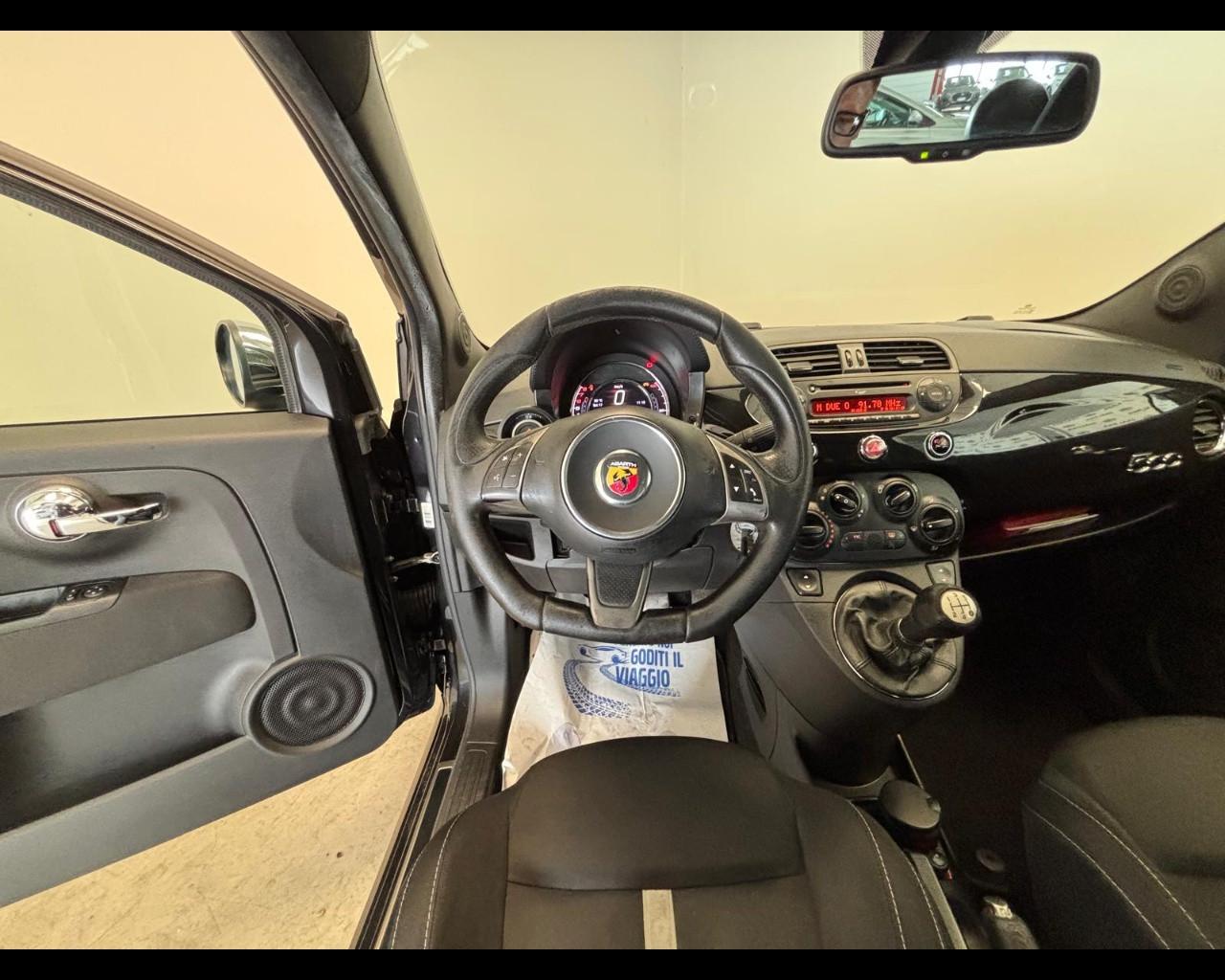 Abarth 500 - 500 1.4 16v t. t-jet Custom 135cv E6