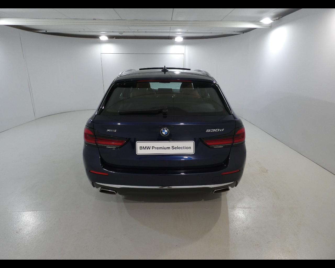 BMW Serie 5(G30/31/F90) - 530d 48V xDrive Touring Luxury