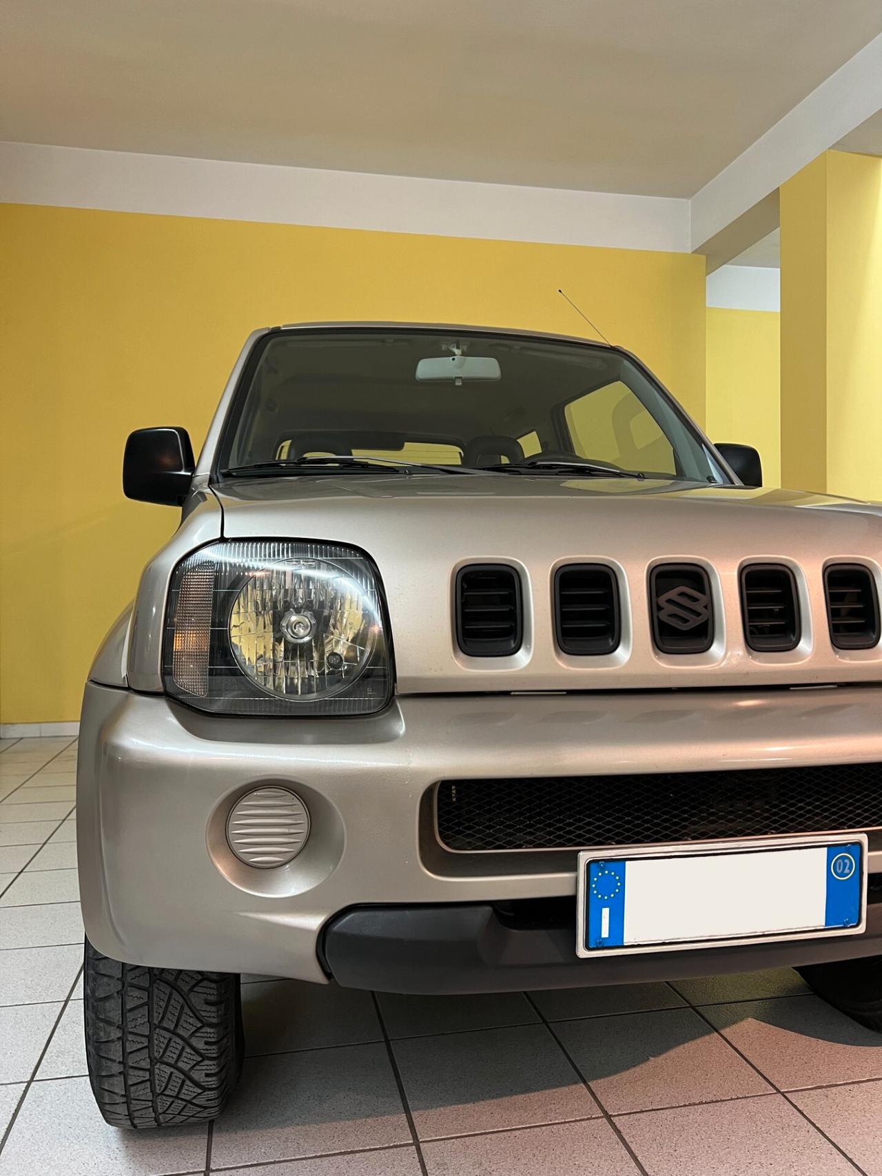 Suzuki Jimny 1.3i 16V cat 4WD JLX