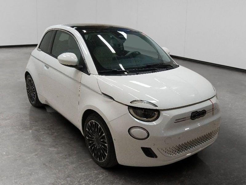 FIAT 500 500e 42 kWh La Prima