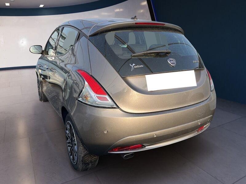 Lancia Ypsilon III 2015 1.0 hybrid Gold s&s 70cv