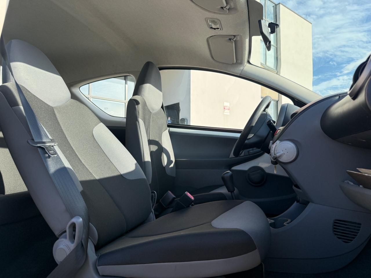 Peugeot 107 1.0 68CV 3p. Desir