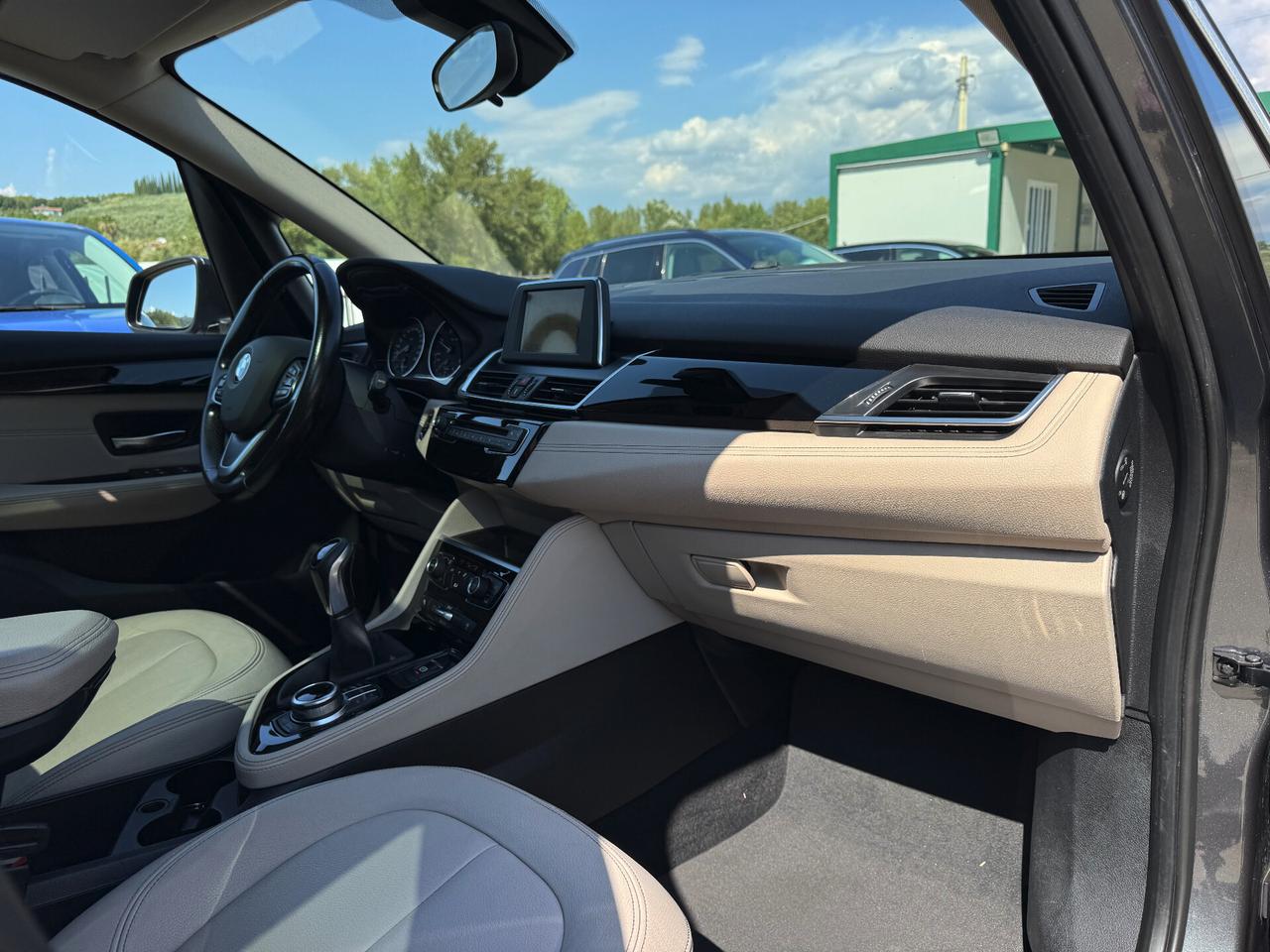 BMW 218d Active Tourer LUXURY/TETTO/FULL LED/PELLE