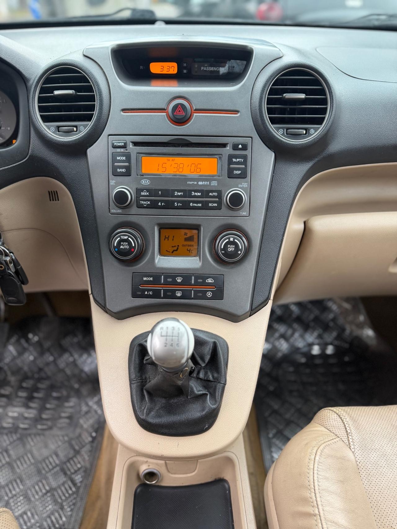 Kia Carens 2.0 16V CRDi VGT EX Class