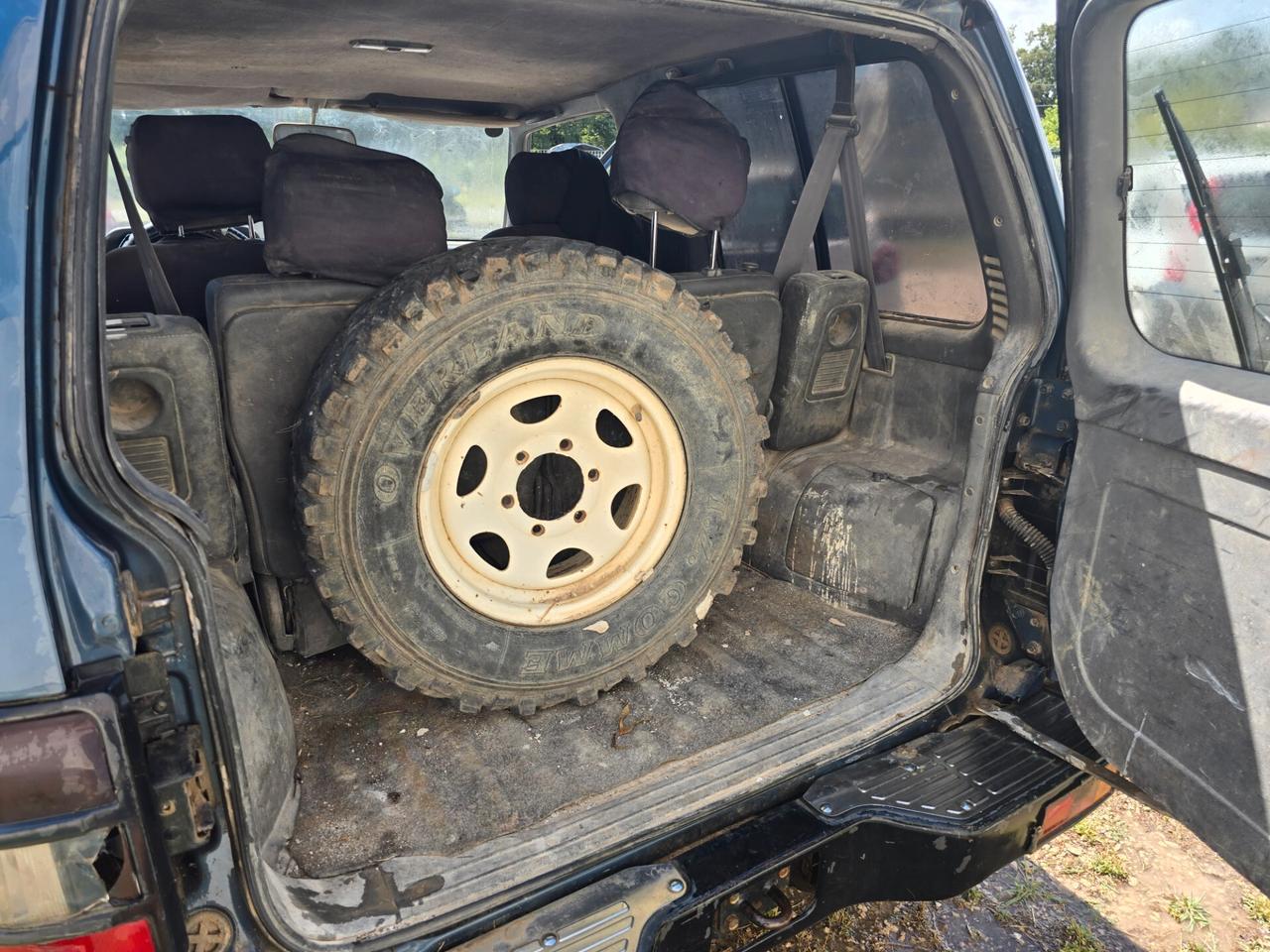 Mitsubishi Pajero 2.5 TDI Metal-top 4x4