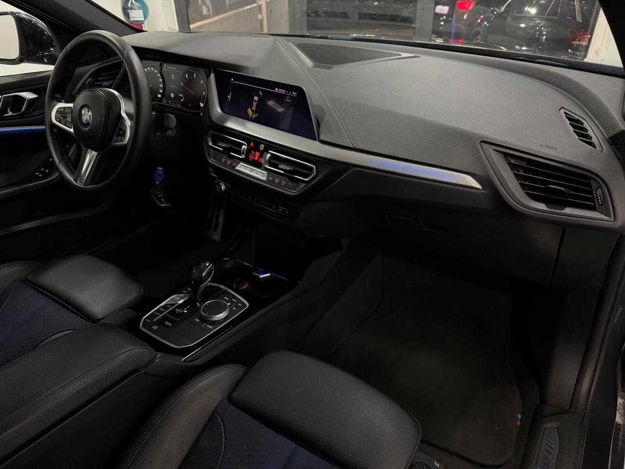 Bmw 116 116d 5p. Msport