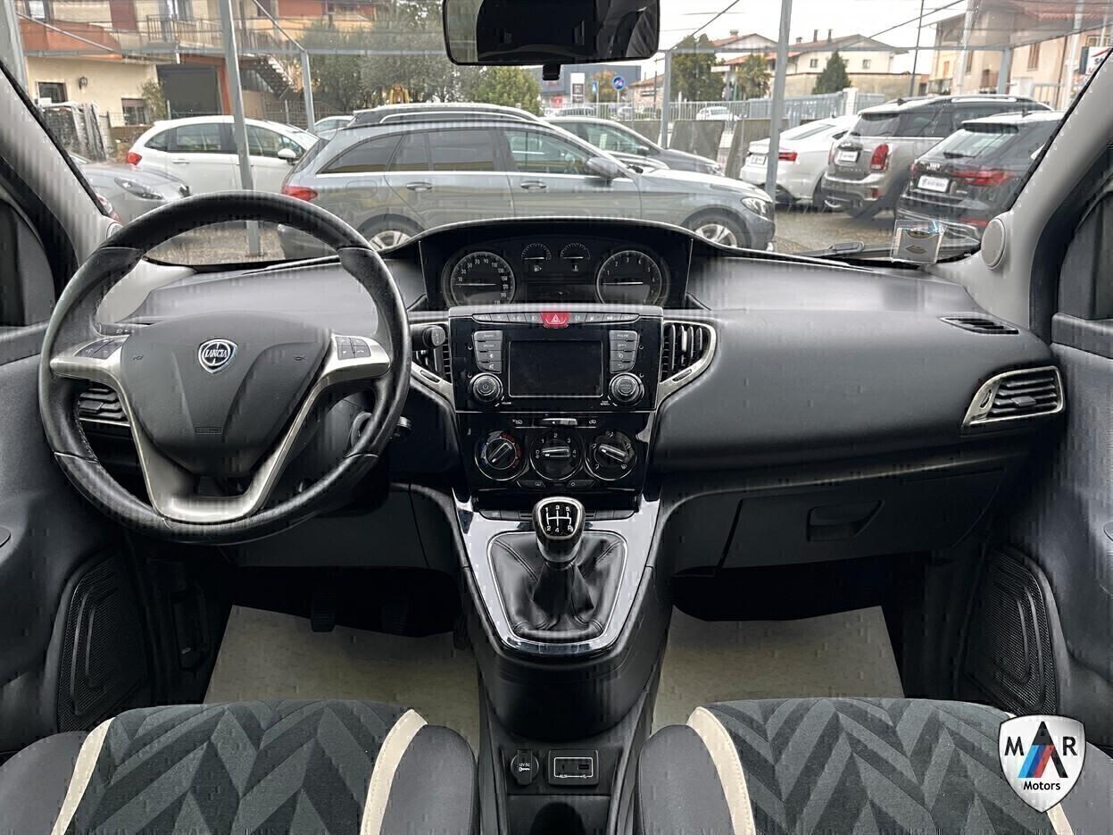 Lancia Ypsilon 0.9 TwinAir 85 CV 5 porte Metano Ecochic Gold