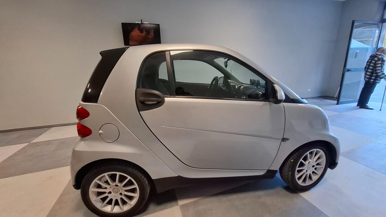 Smart ForTwo 1000 62 kW coupé pulse