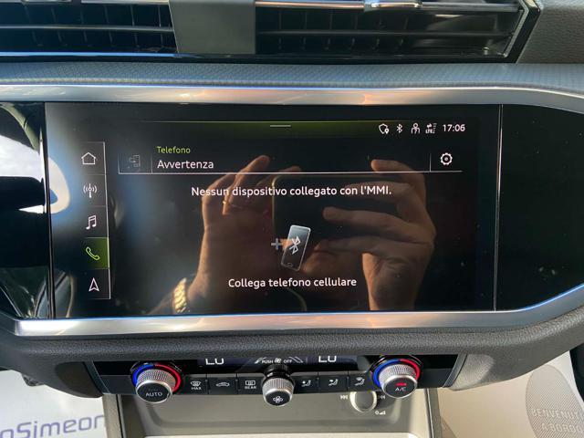 AUDI Q3 35 2.0 TDI S tronic Business Advanced COCKPIT