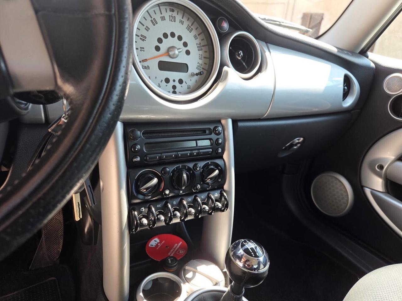 Mini 1.6 16V Cooper