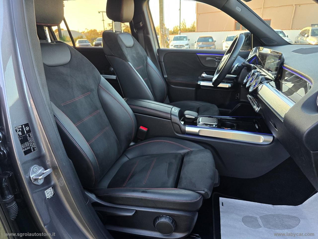 MERCEDES-BENZ GLB 200 d Automatic Premium