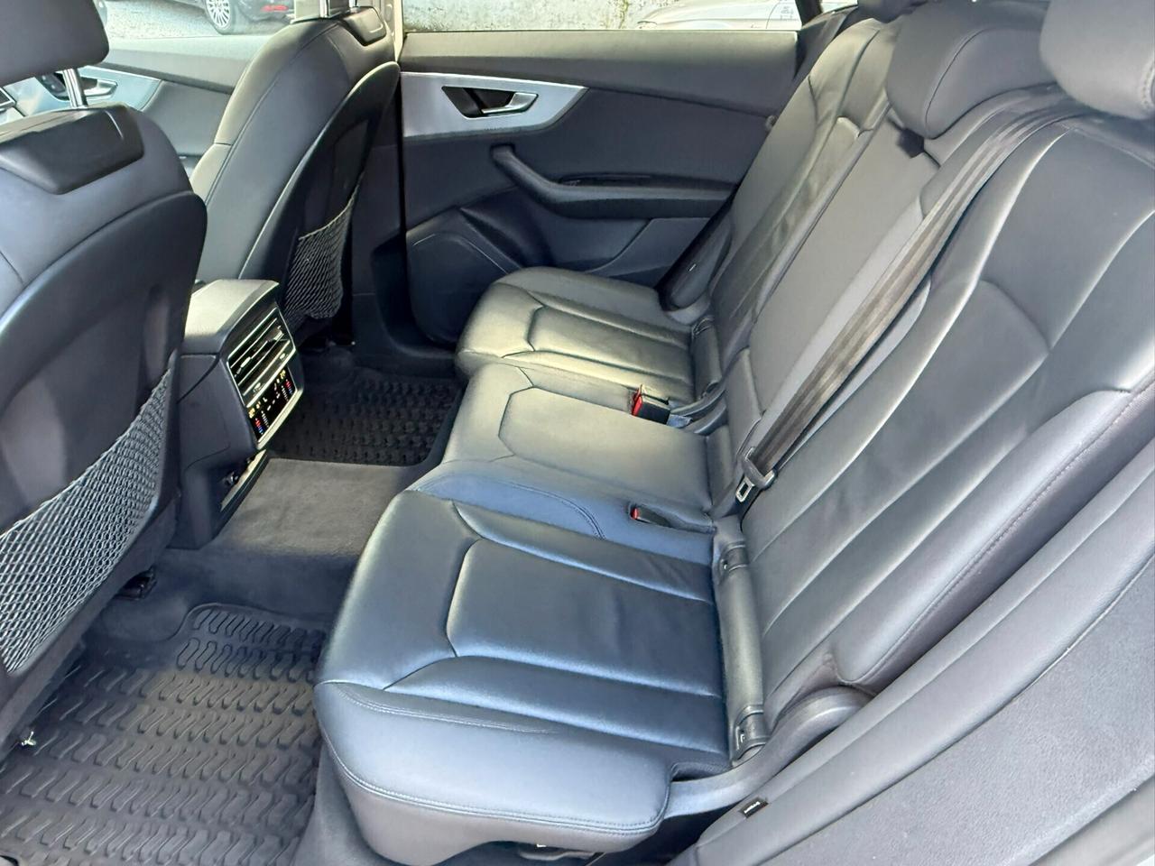 Audi Q8 50 TDI 286 CV quattro tiptronic Sport