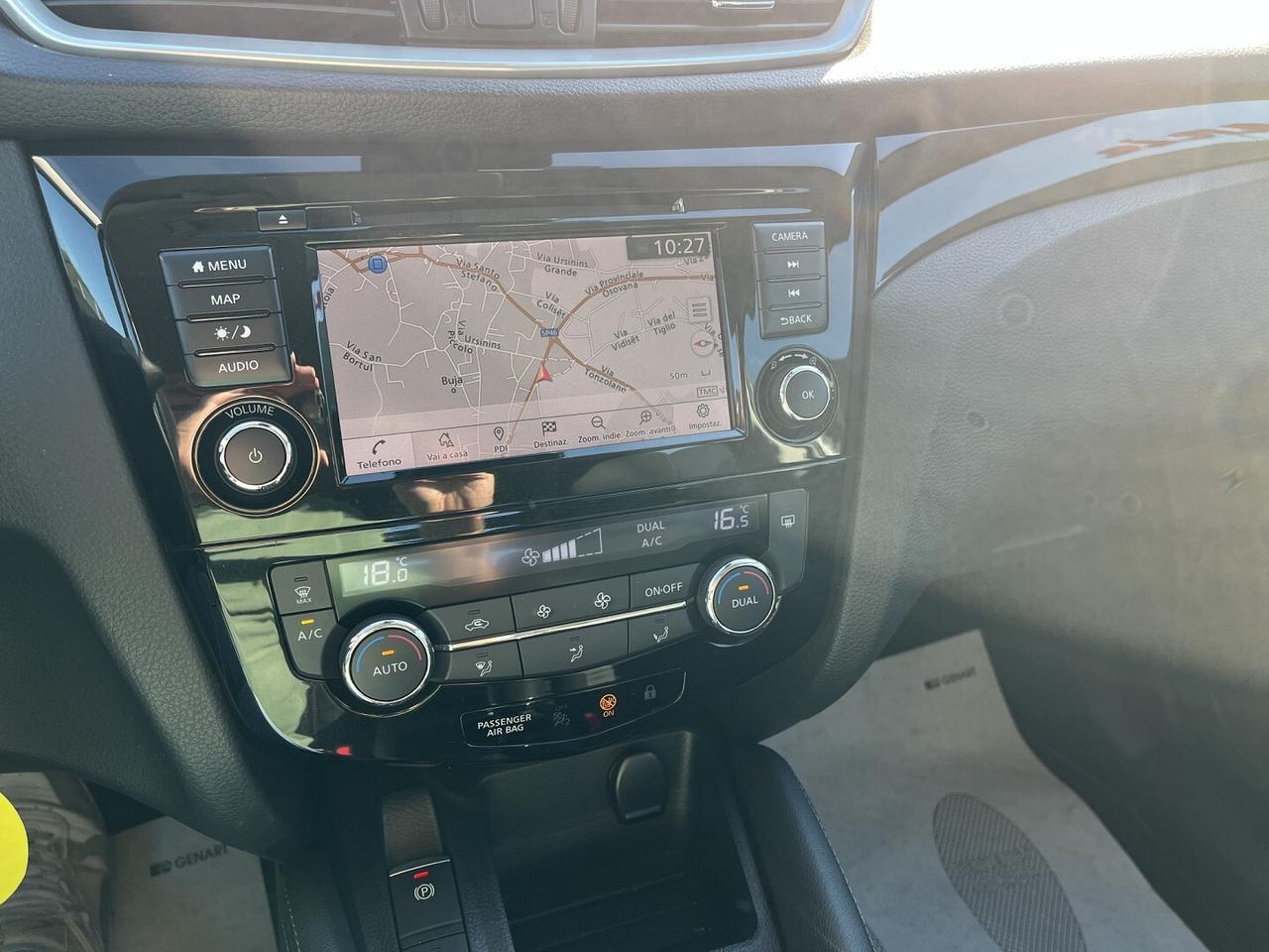 NISSAN QASHQAI 1300 DiG-T 140 cv Bussiness