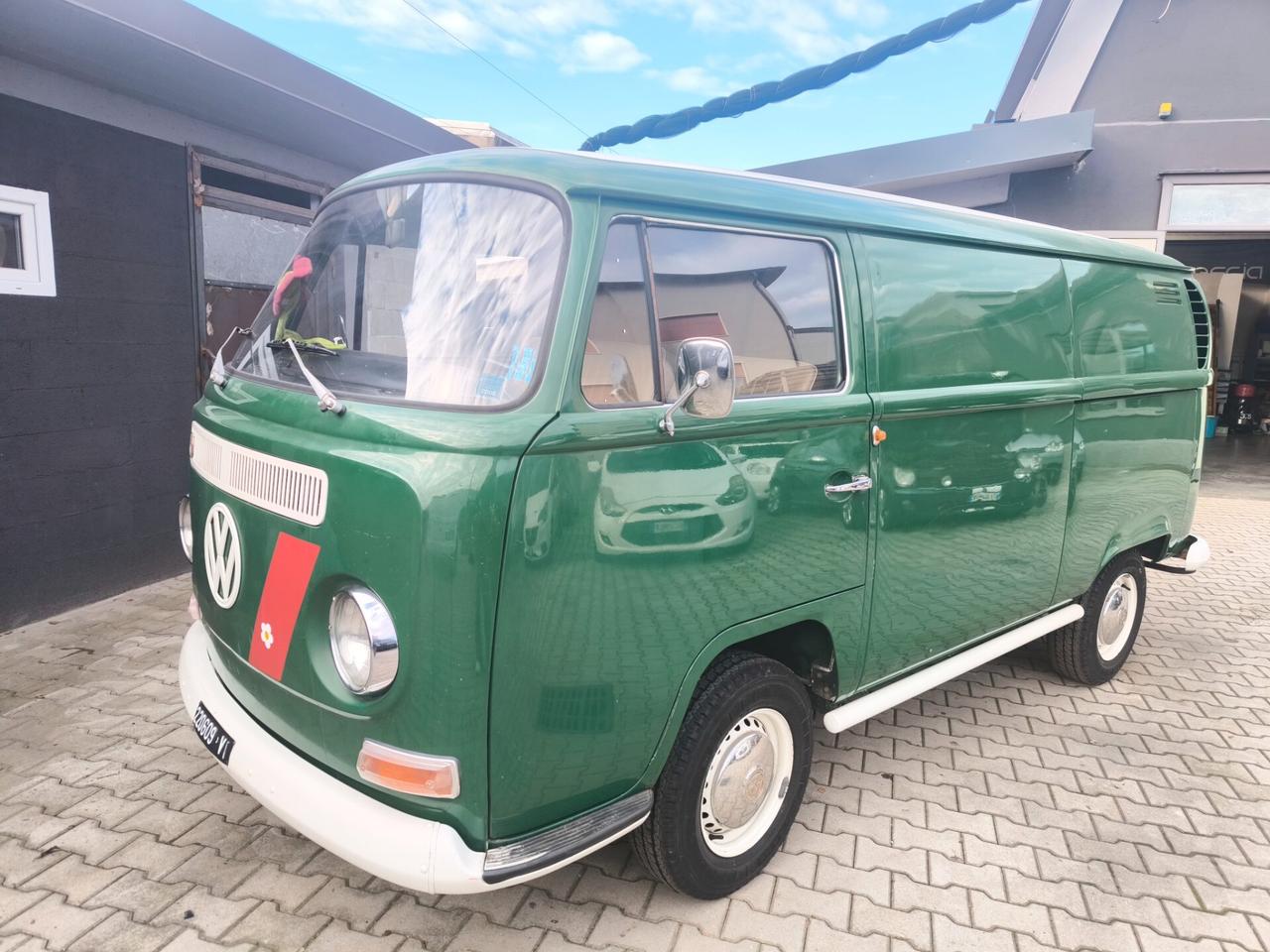Volkswagen T2 1,6 BENZINA- I°SERIE – 1971 -FRECCE BASSE