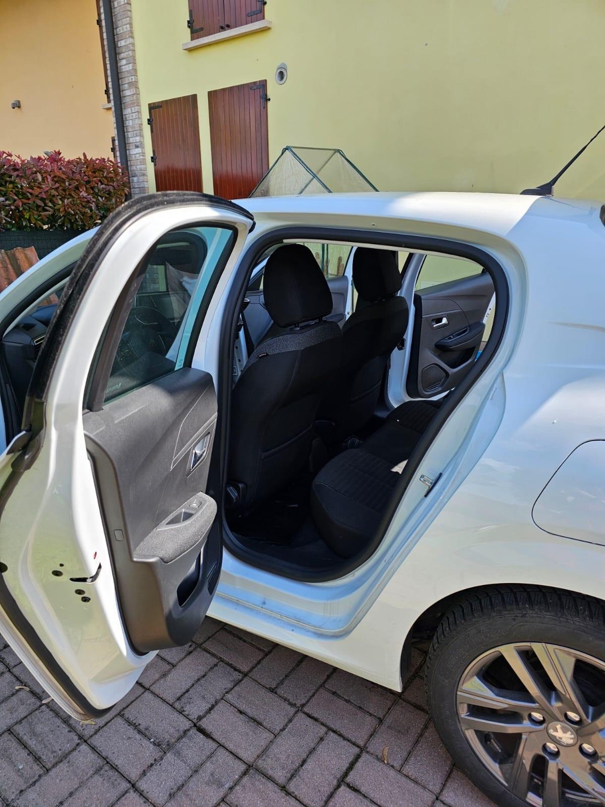 Peugeot 208 PureTech 75 Stop&Start 5 porte Active