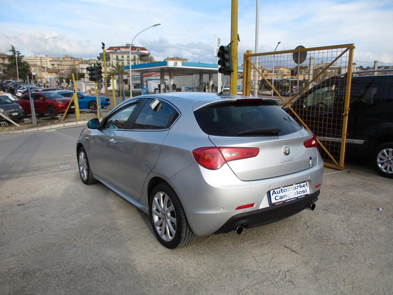 Alfa Romeo Giulietta 2.0 JTDm-2 140 CV MOLTO BELLA 2012