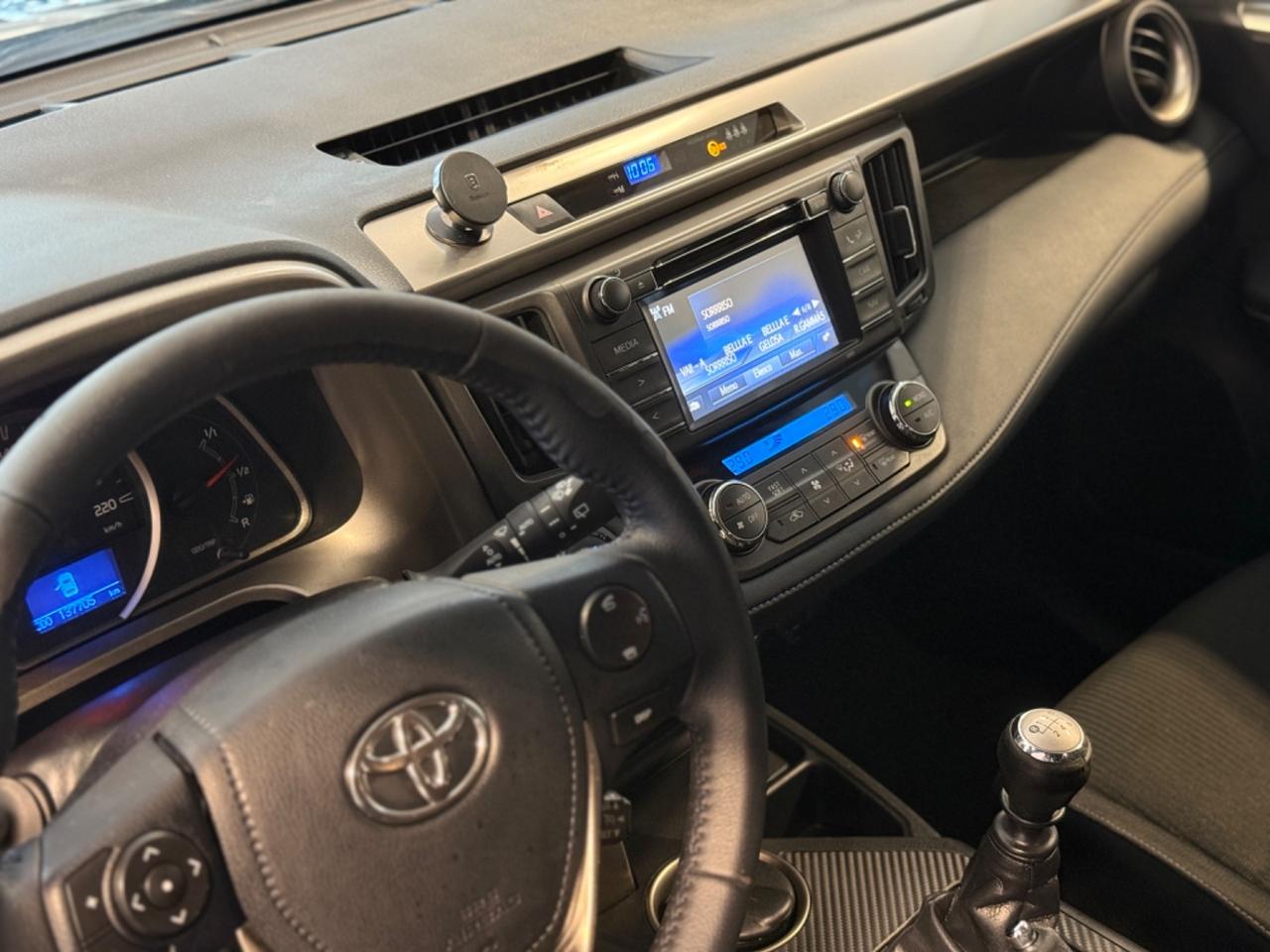 Toyota RAV 4 RAV4 2.0 D-4D 2WD Active