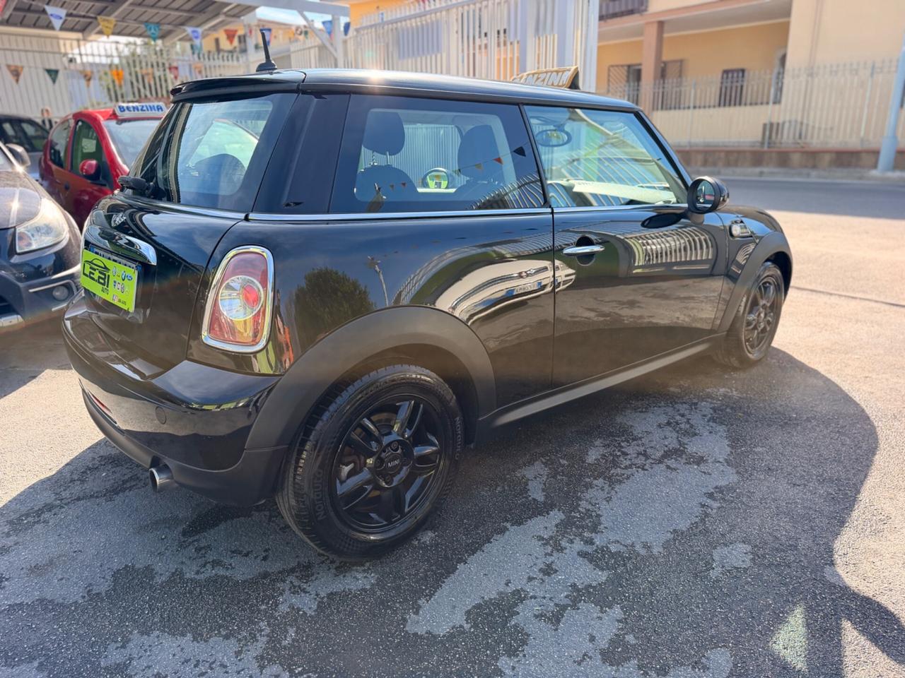 Mini 1.6 16V One 130.000 KM 2012