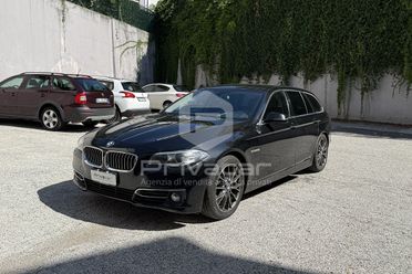 BMW 530d xDrive 249CV Touring Luxury