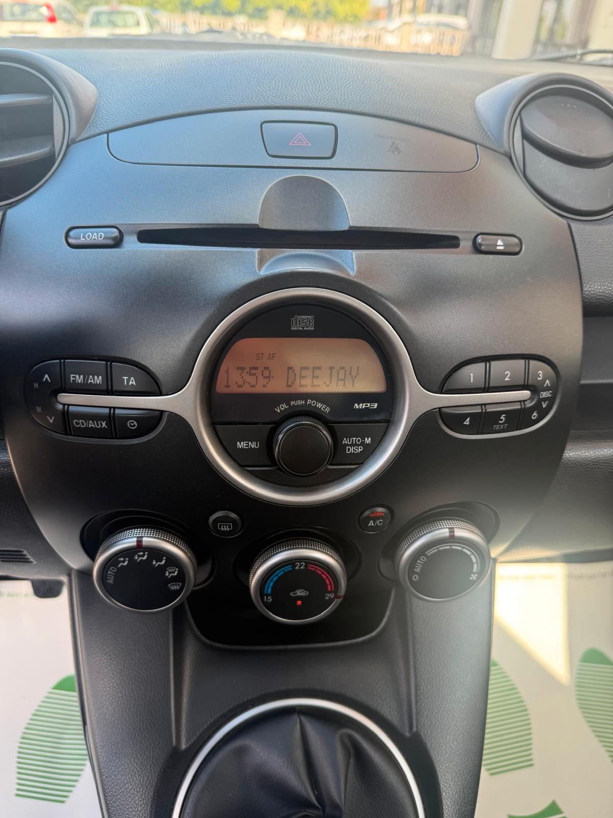 Mazda 2 Mazda2 1.3 16V 86CV 5p. Sport Gen.