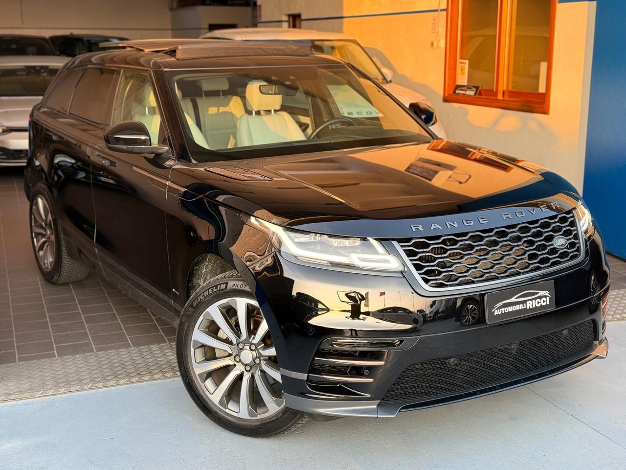 Land Rover Range Rover Velar 2.0D I4 240 CV R-Dynamic S