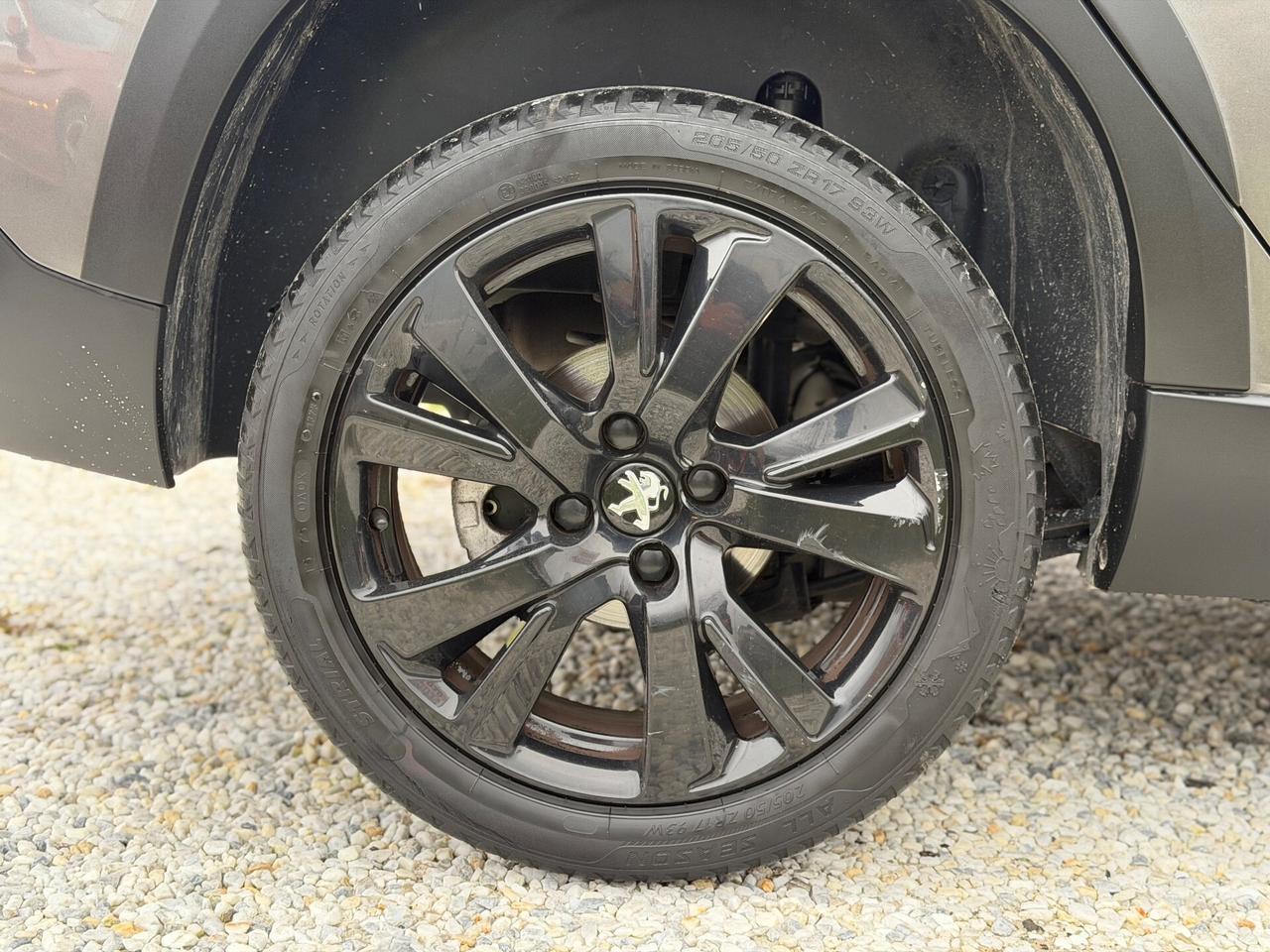 Peugeot 2008 1.5 HDi 100 GT Line