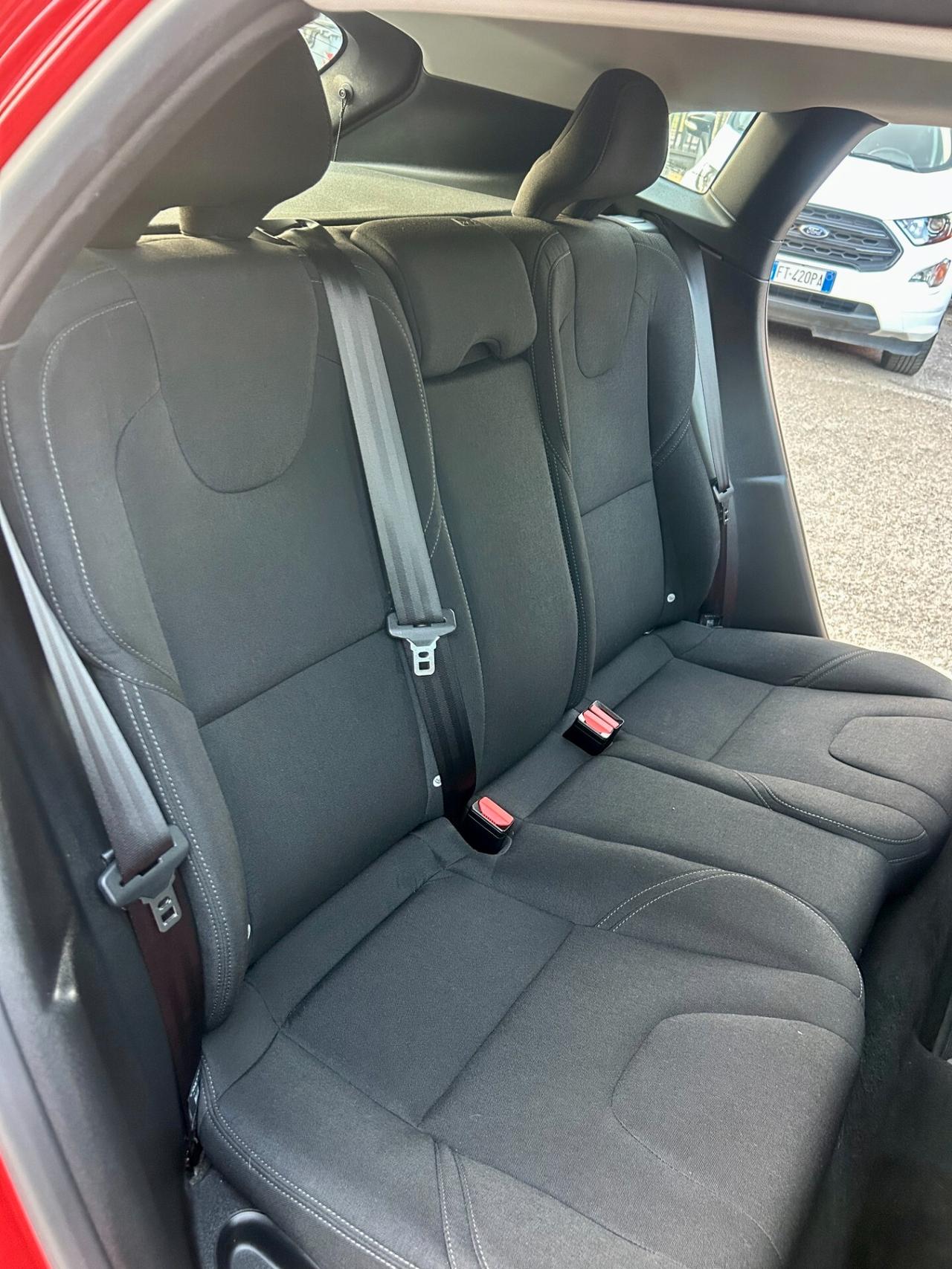" UNA BOMBA " Volvo V40 D2 BUSINESS SPORT