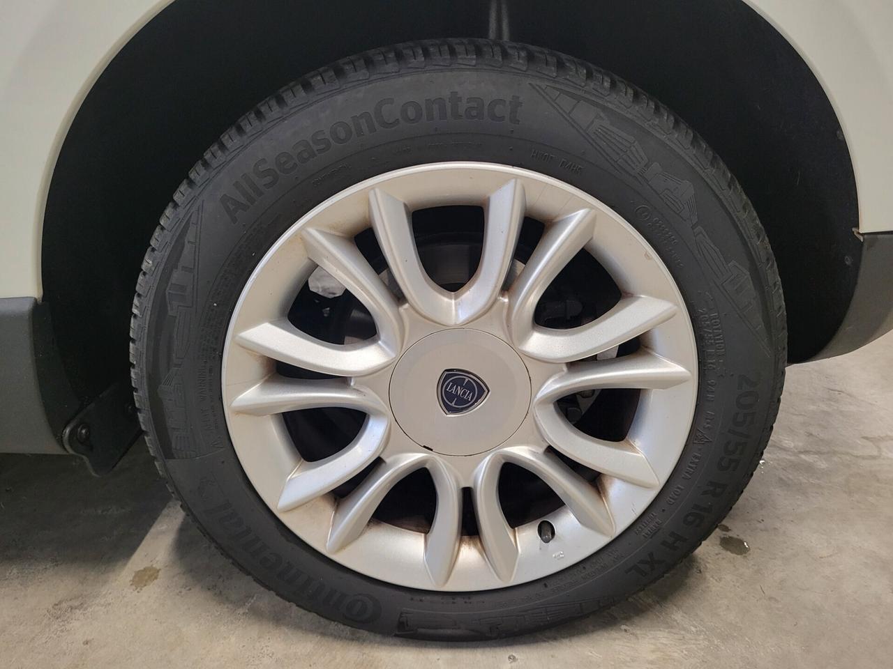 Lancia Delta 1.6 MJT DPF 105 CV Gold PREZZO REALE!! GARANZIA 12 MESI!!