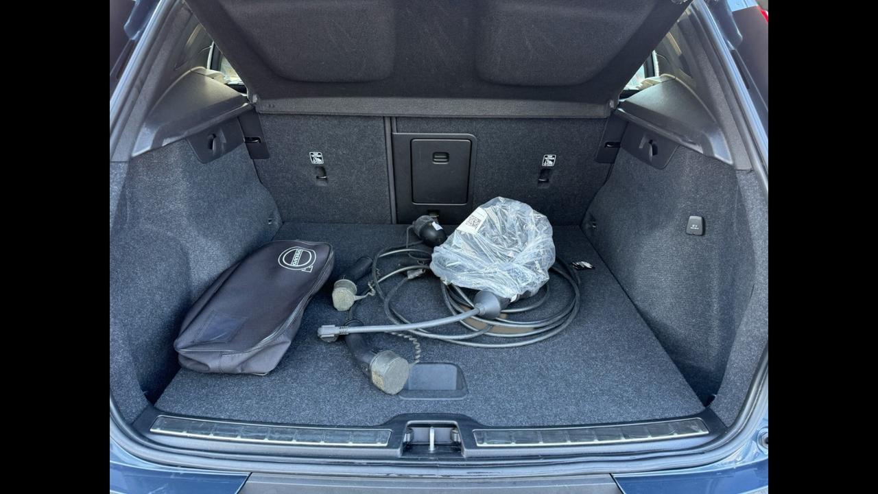VOLVO XC40 - XC40 1.5 t4 phev Inscription auto my21
