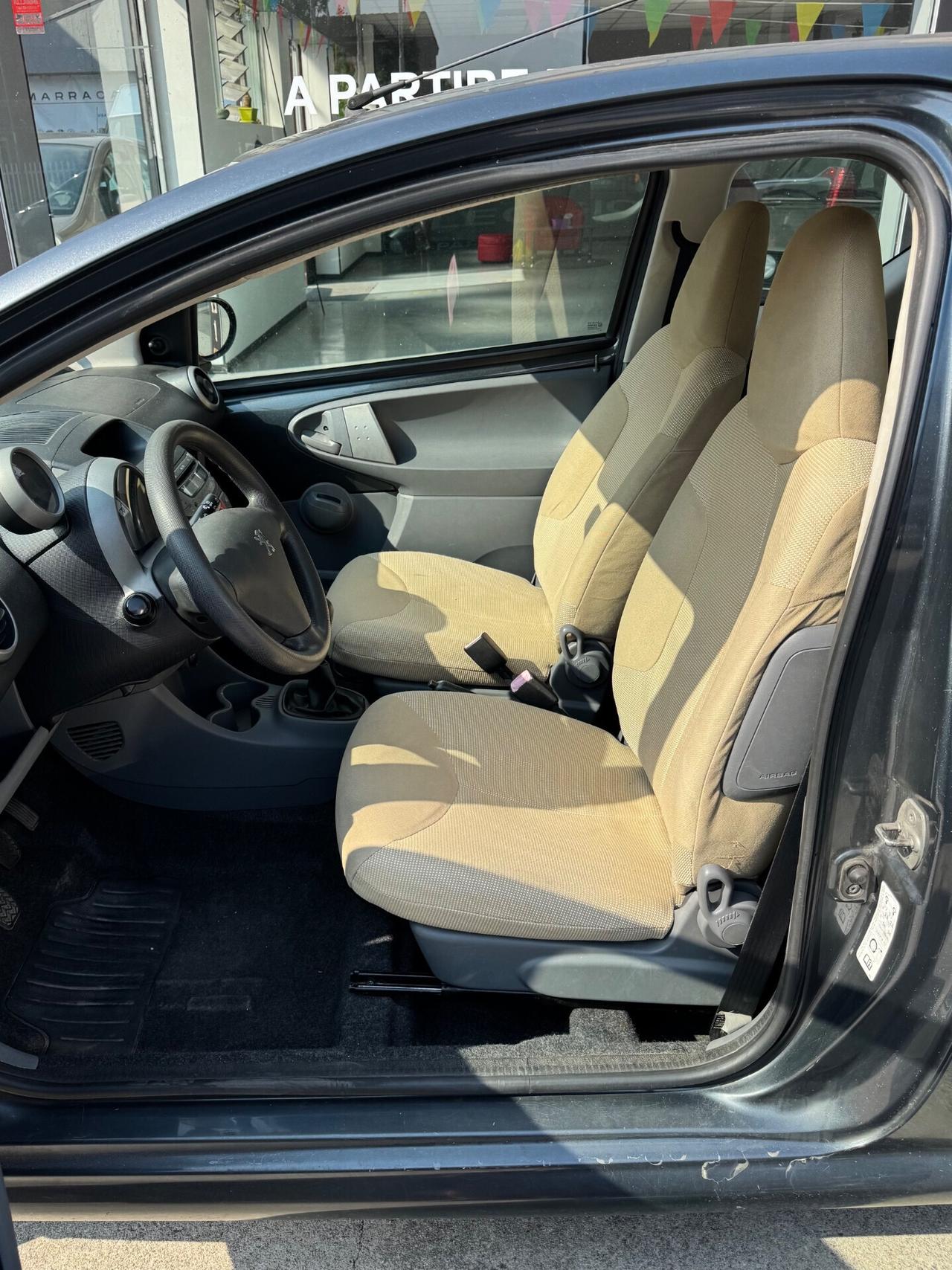 Peugeot 107 1.0 68CV- Adatta ai Neopatentati-tagliandata-Garanzia 12mesi