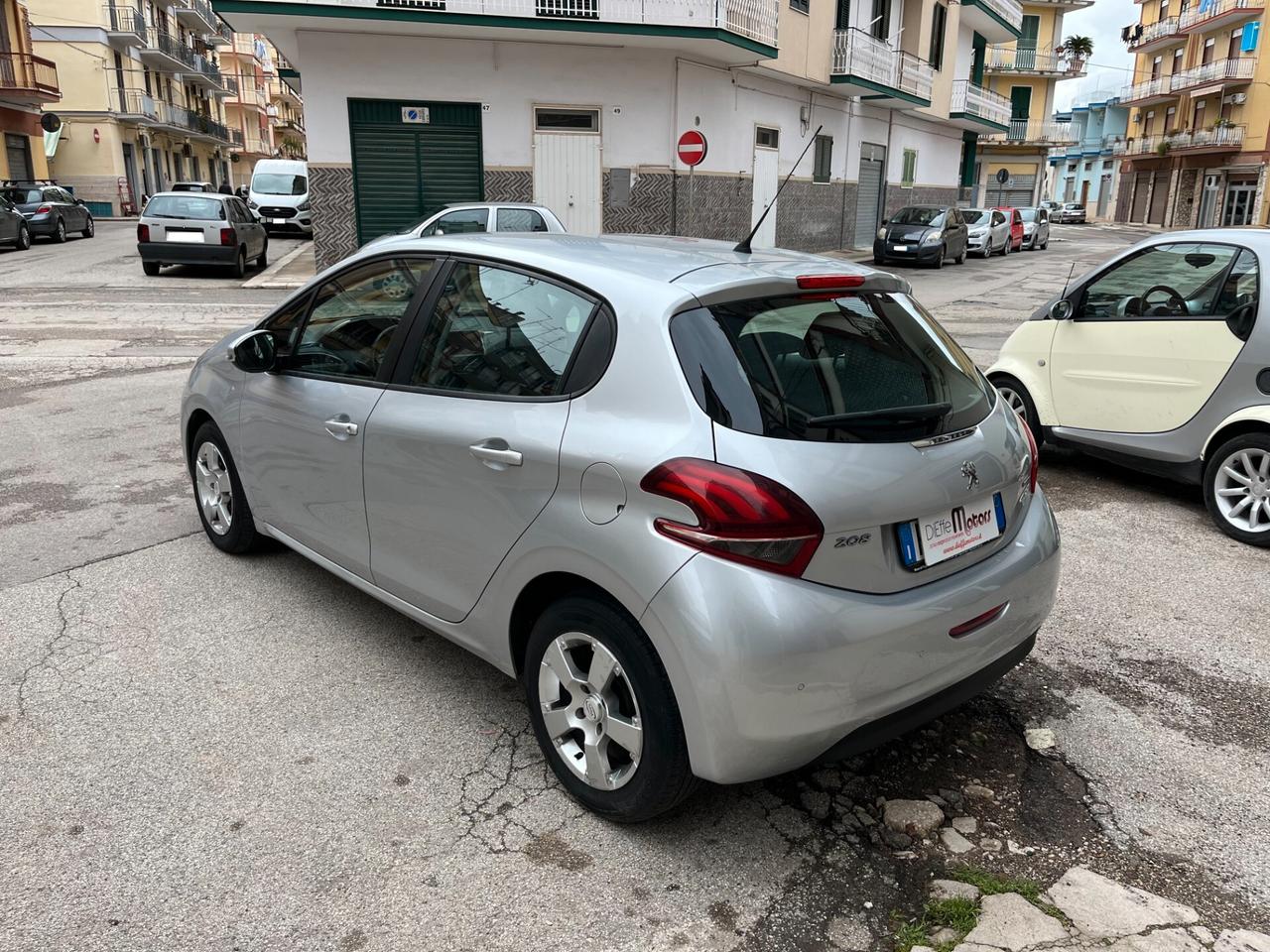 Peugeot 208 BlueHDi 75 5 porte Active