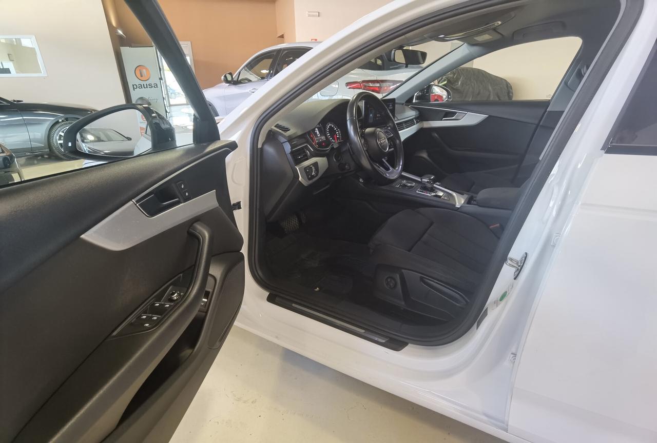 Audi A4 Avant 2.0 TDI 150 CV S tronic SLINE