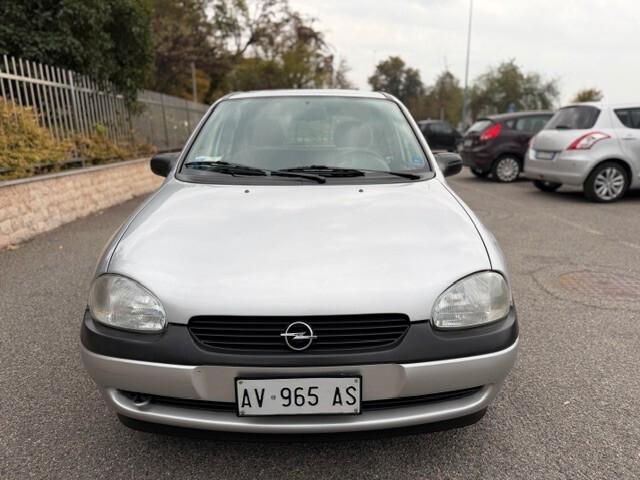 Opel Corsa 1.2i cat 5 porte Swing