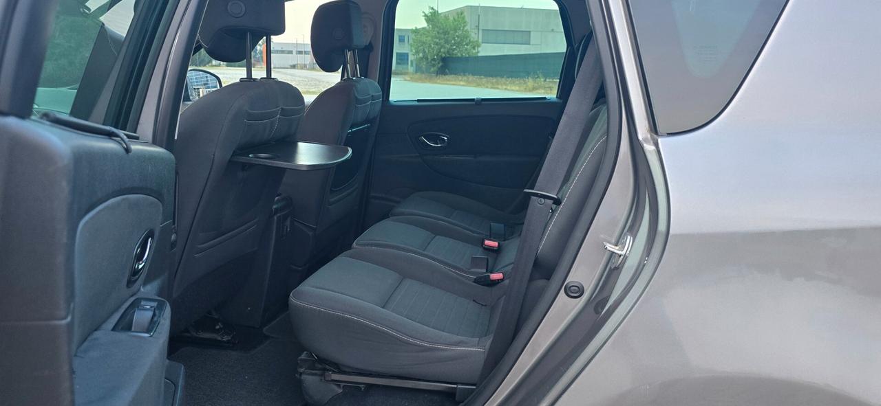 Renault Scenic Scénic XMod dCi 110 CV EDC Limited