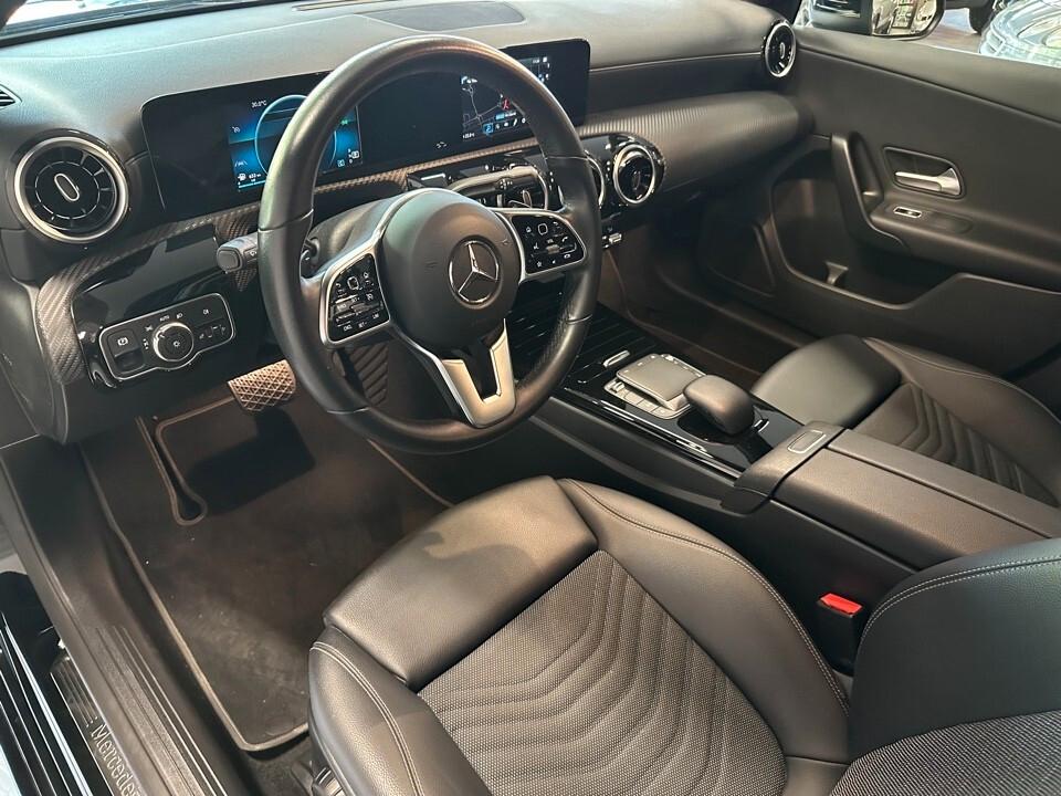 Mercedes A 180 Benzina Business Extra autom