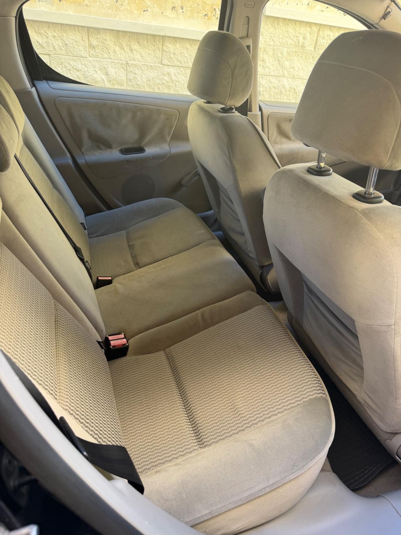 Peugeot 207 1.4 HDi 70CV 5p. ONE Line