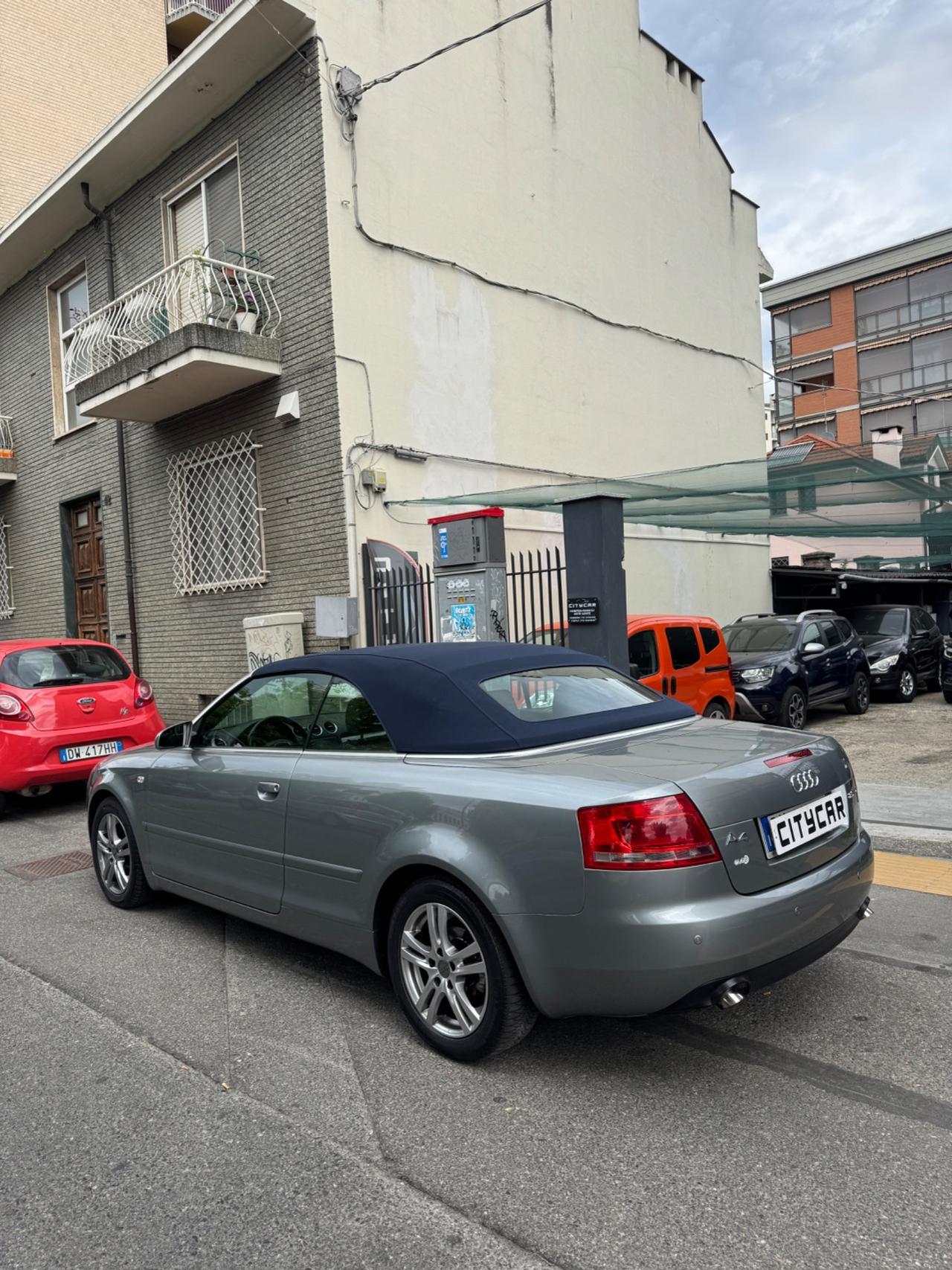 Audi A4 Cabriolet 2.0 TDi 140 cv 4 posti